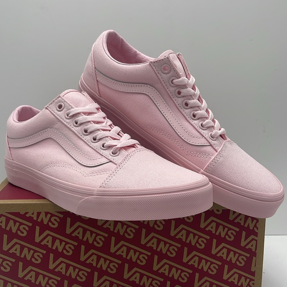Vans Men's Pink Sneakers Classic Design Old Skool
Pastel Mono Pink
VN000CT8PNK - Picture 4 of 16